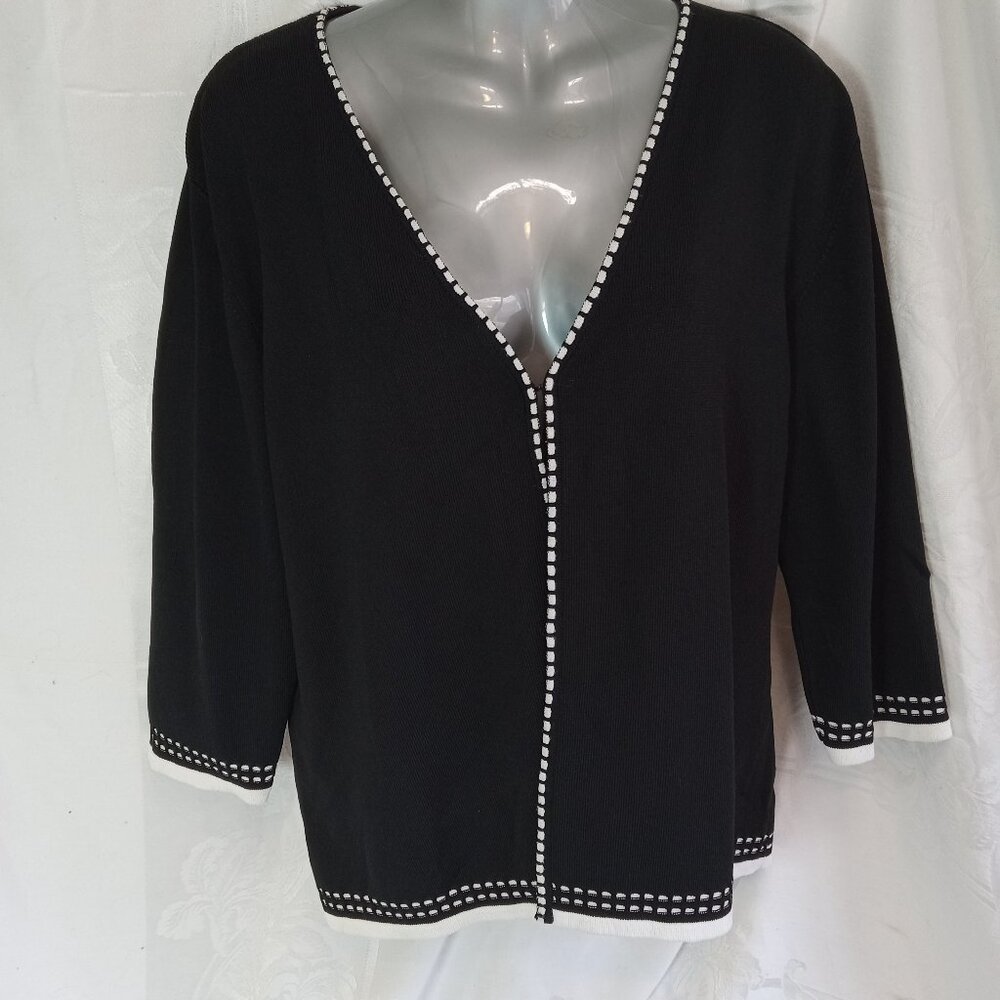 Beta’s Choice Black Stripe Embellished Cardigan Size XL Hong Kong Retro Vintage
